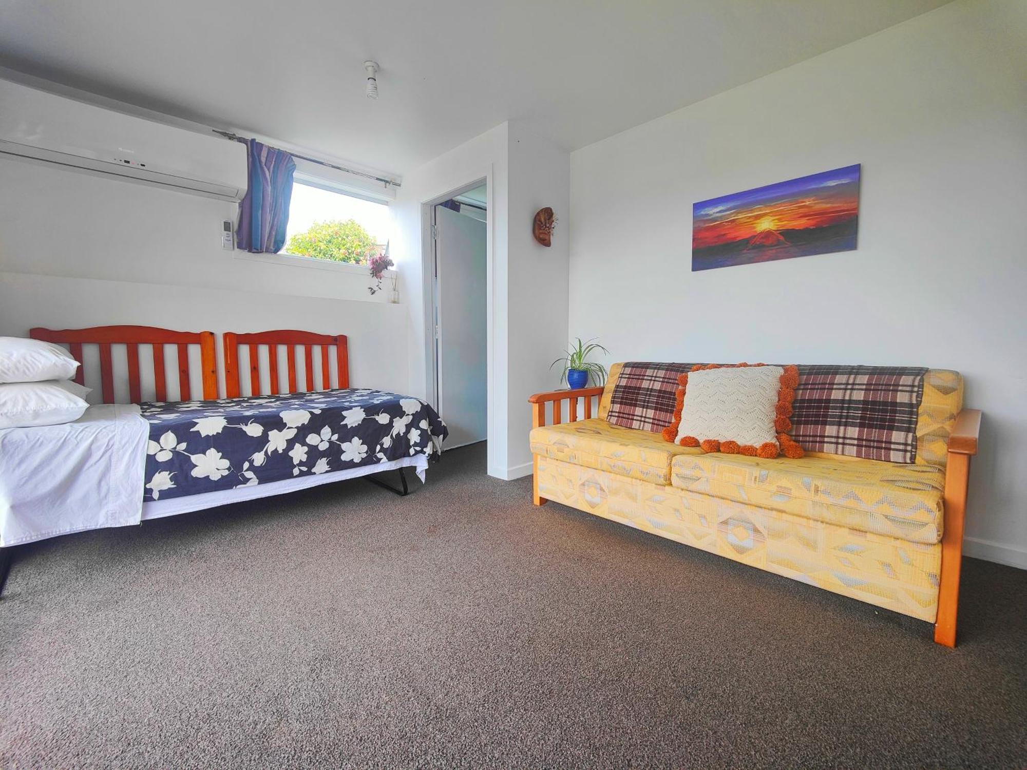 From 160 For Two Bedrooms Property In Wellington Exteriér fotografie