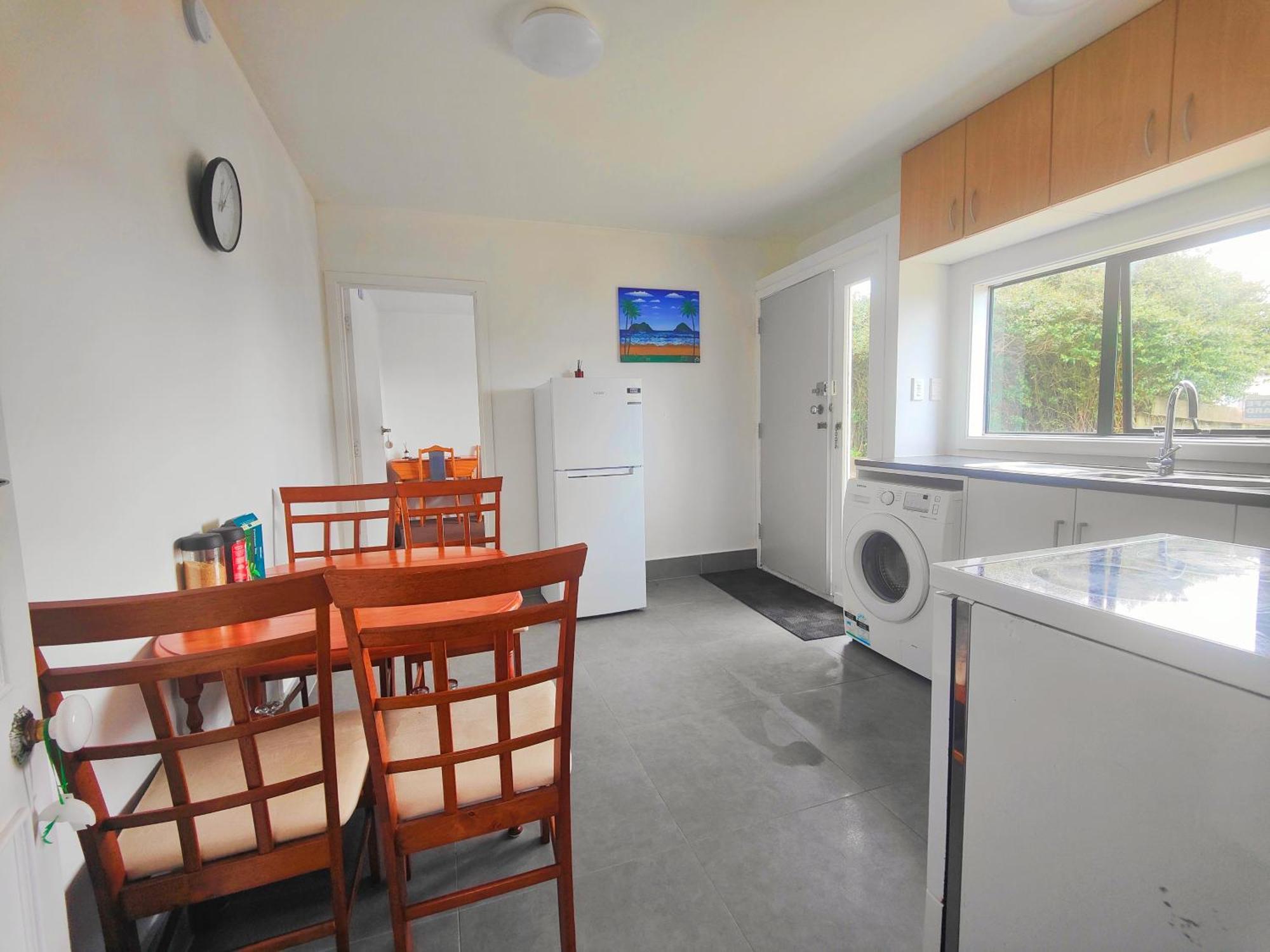 From 160 For Two Bedrooms Property In Wellington Exteriér fotografie